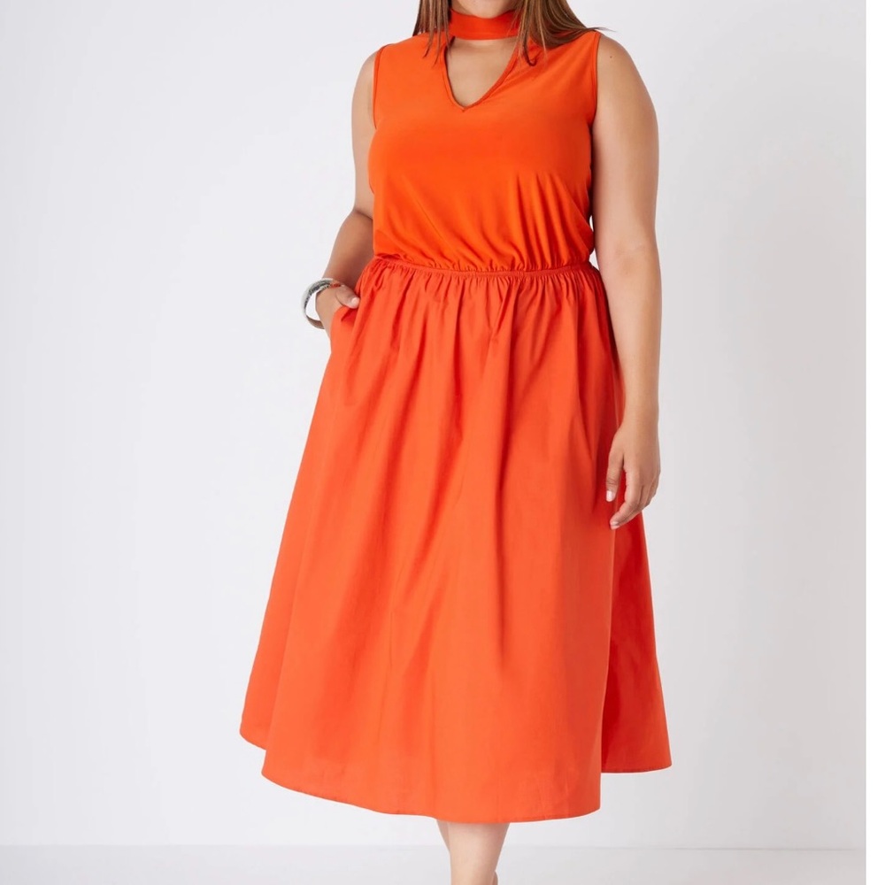 ✅🌹Puréed Pumpkin Peep-Hold Dress.